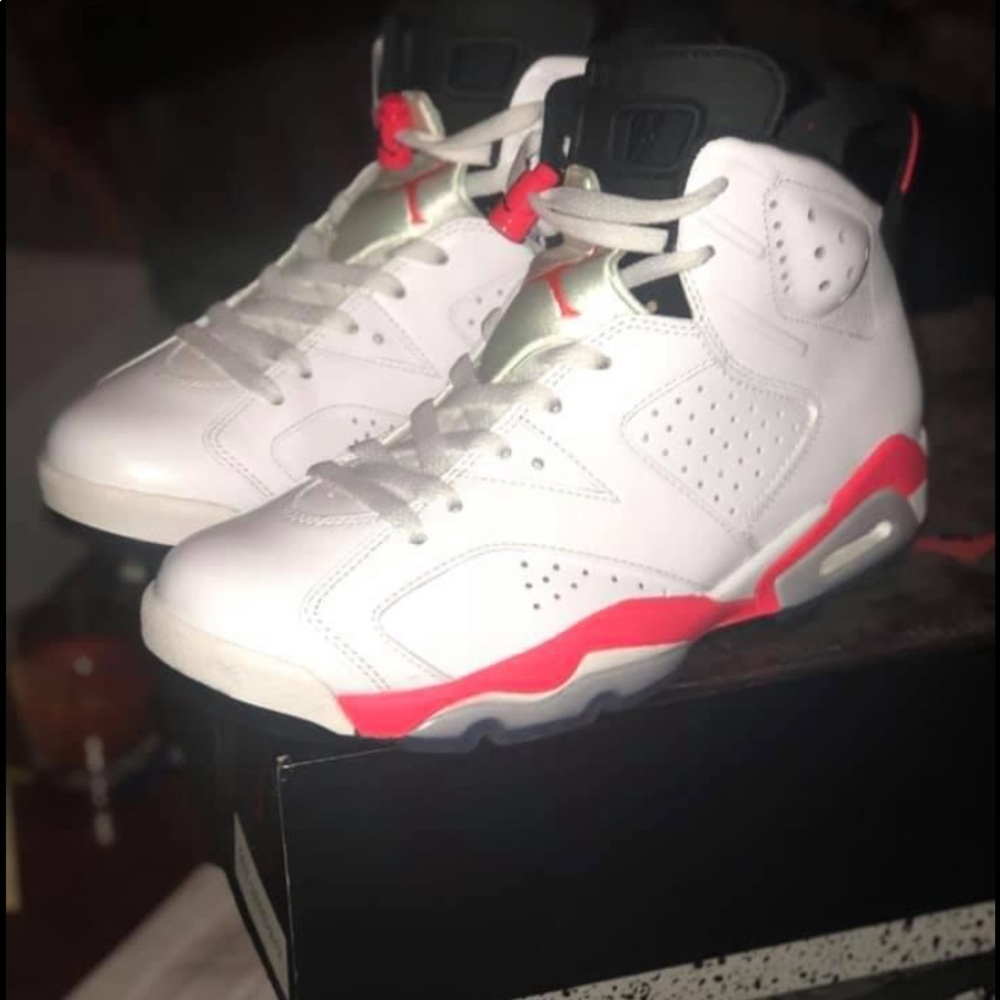 Jordan Retro 6 “White Infared”